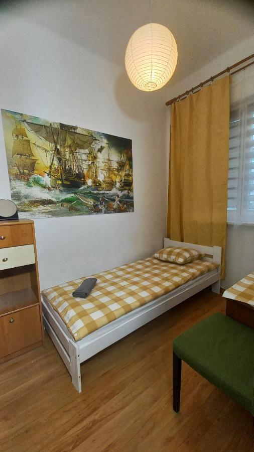 Ivory House Apartment *